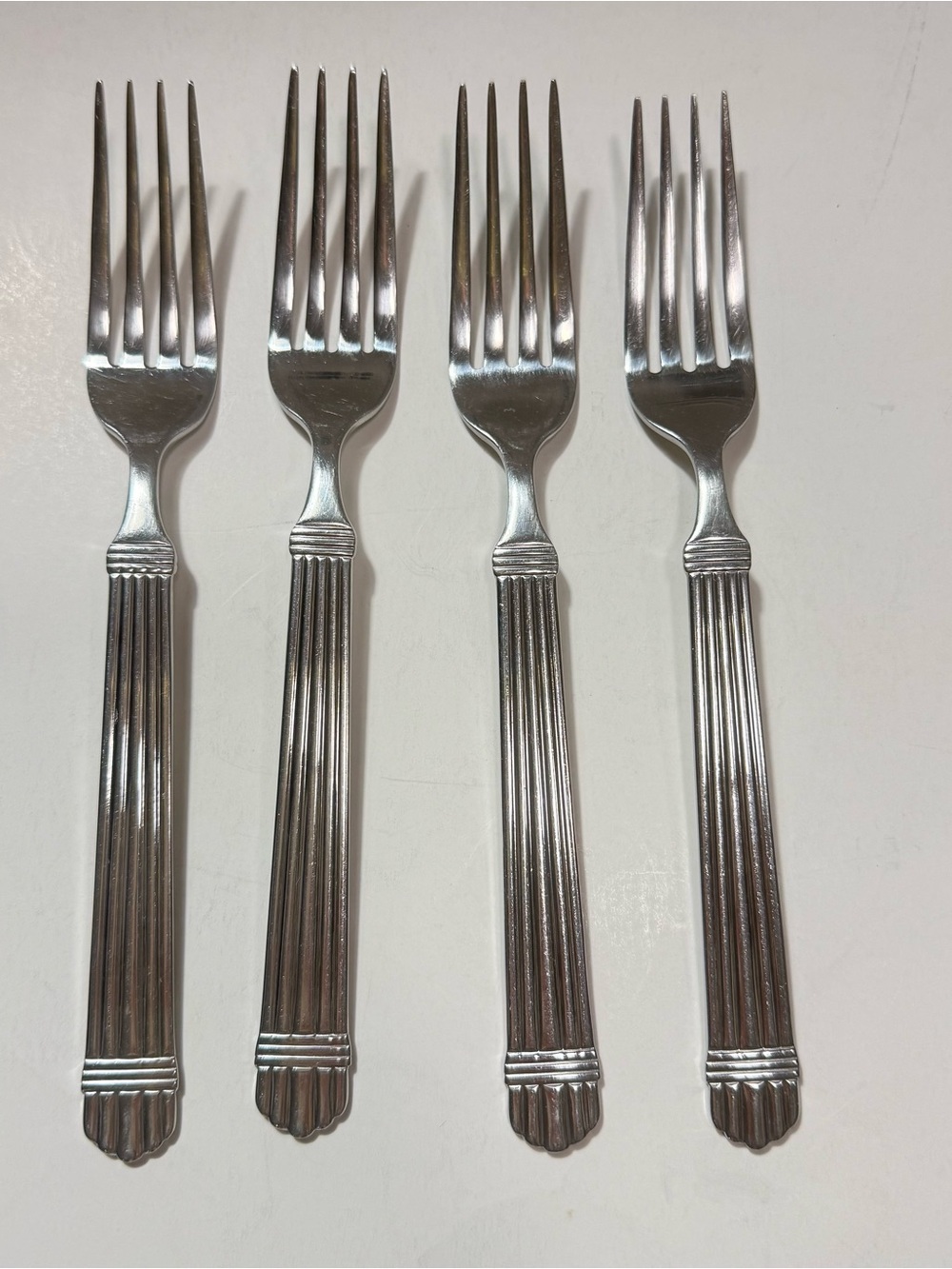 Lot Of 4 WALLACE CHARDONNAY DINNER FORKS 7 3/4'' Ribbed Stainless 18/8 Flatware